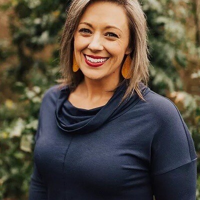 amy-hardesty-dc4fabf1a0481e24f7c2f6b09ca659b76cda7d1c2c1015ad1de0da39ac1898f5